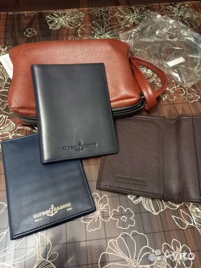 Кожанные обложки к документам от часов