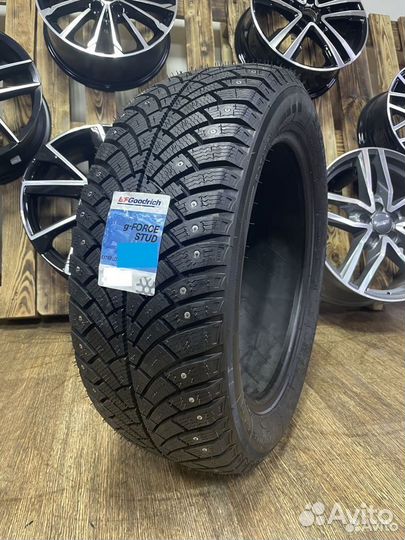 Bfgoodrich G-Force Stud 225/45 R17 94Q