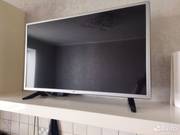 Телевизор lg SMART tv 32