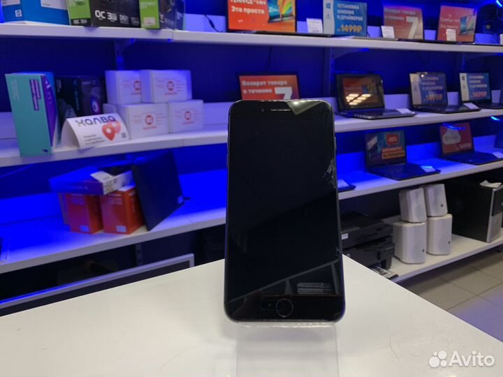 iPhone 8 Plus, 64 ГБ