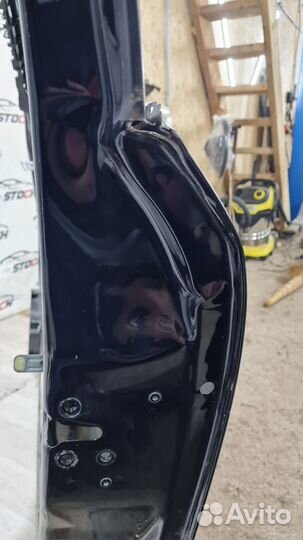 Передняя правая дверь Renault Latitude 2010г