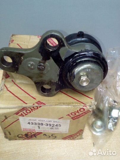 Шаровая опора на тойоту хай люкс 2WD