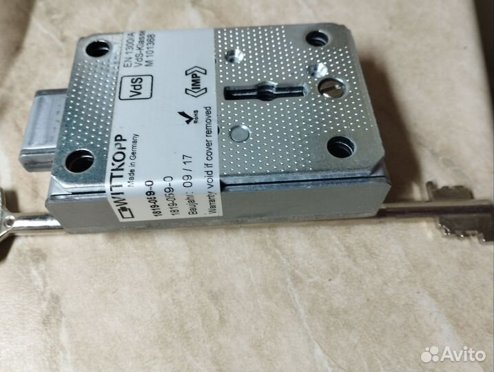 Замок для сейфа