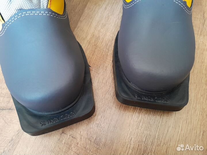 Лыжные ботинки 37 размер