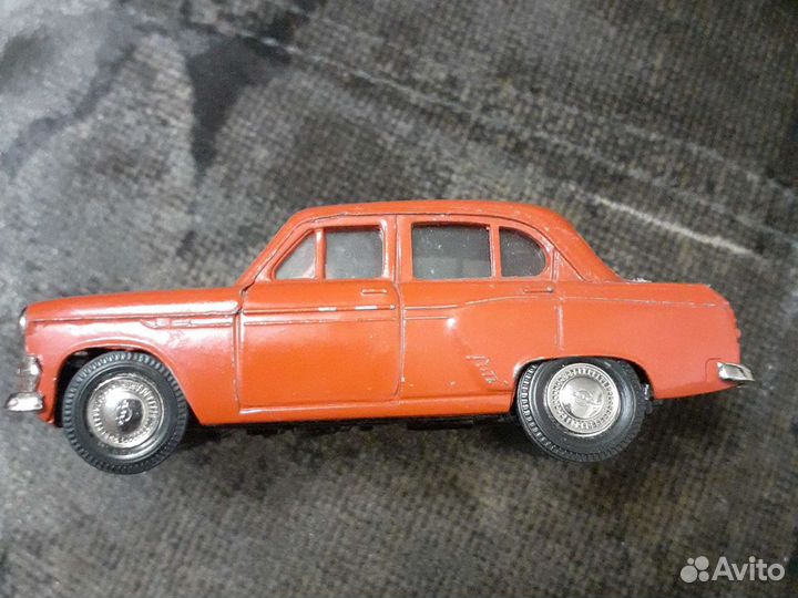 Модель автомобиля