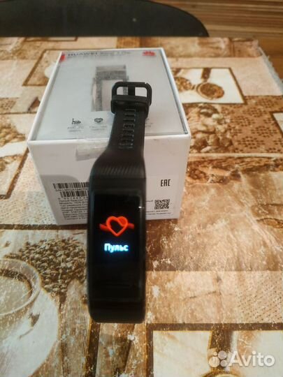 Фитнес браслет Huawei Band 3 Pro