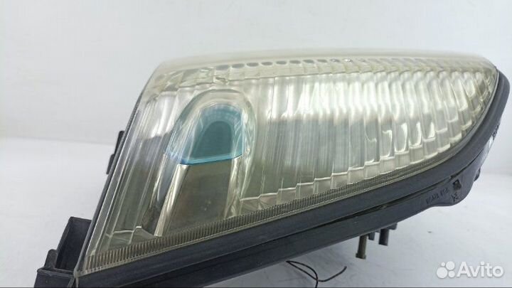 Фара левая Nissan X-Trail T30 2001