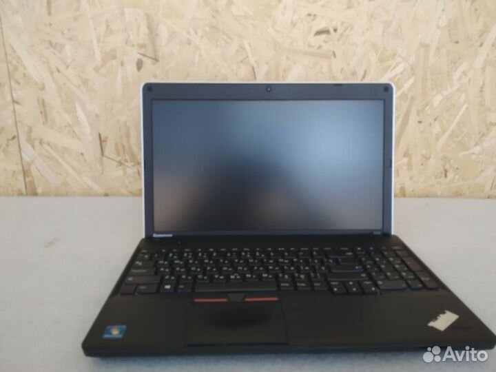 Ноутбук Lenovo ThinkPad Edge E535