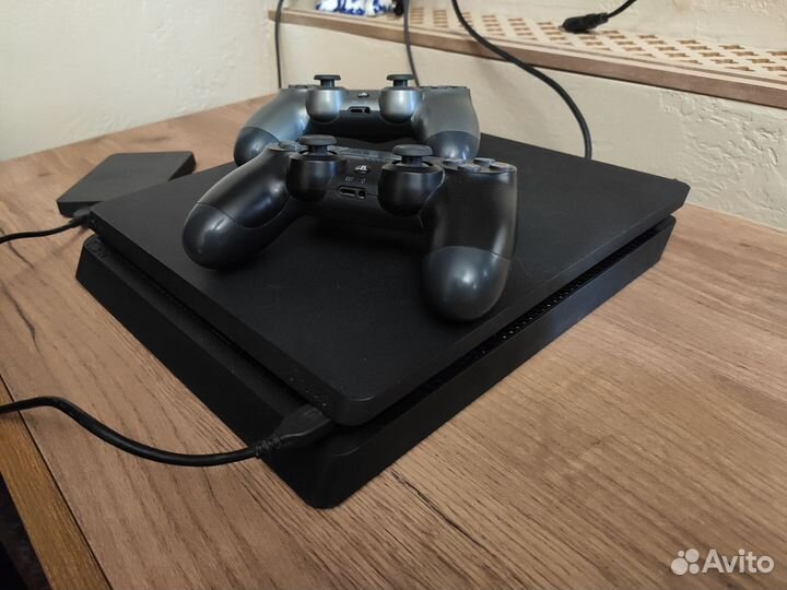 Sony PS4 slim 1tb