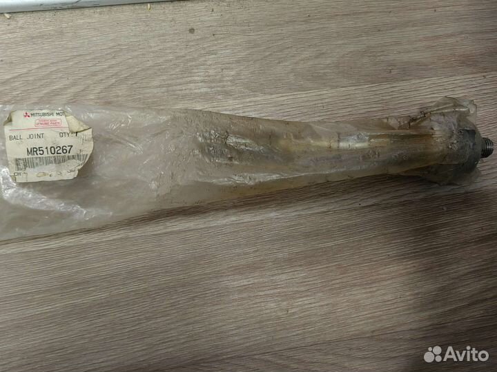 Тяга рулевая передняя Mitsubishi