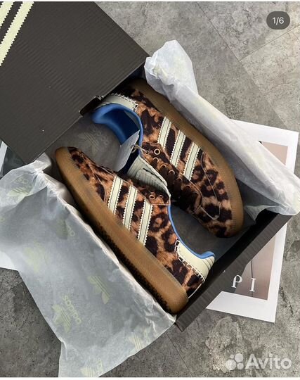 Кроссовки женские adidas