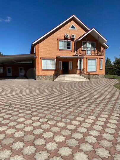 Дом 236,7 м² на участке 25 сот.