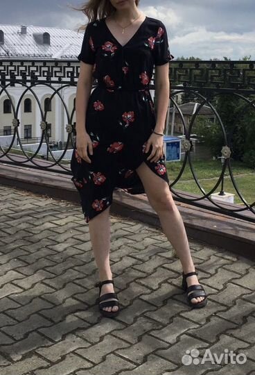 Летнее женское платье 44