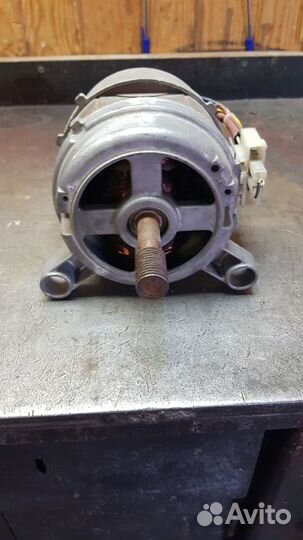 Двигататель (мотор) от стиральной машины