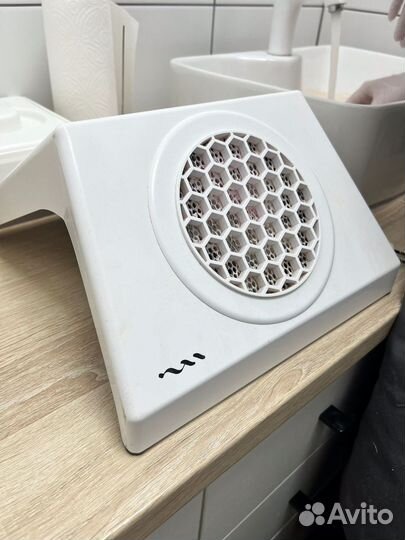 Пылесос для маникюра max