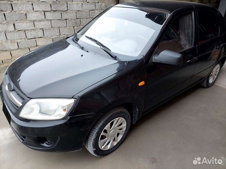 LADA Granta 1.6 МТ, 2013, 250 000 км