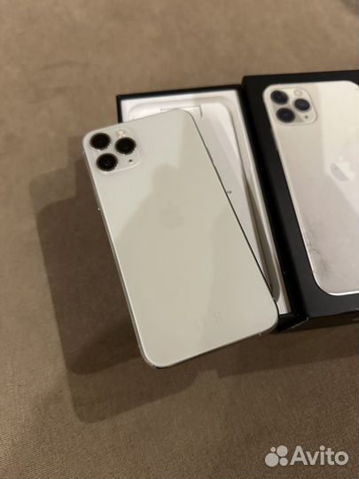 iPhone 11 Pro, 64 ГБ