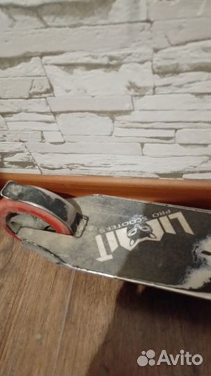 Трюковой самокат/есть дефект