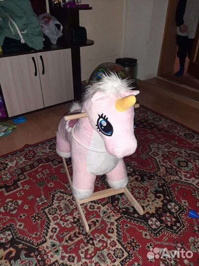 Лошадь качалка