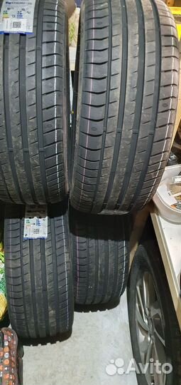 Triangle EffeXSport TH202 245/45 R19 101Y