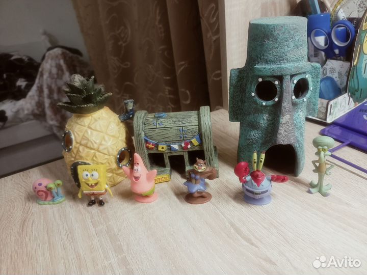 Декорации в аквариум