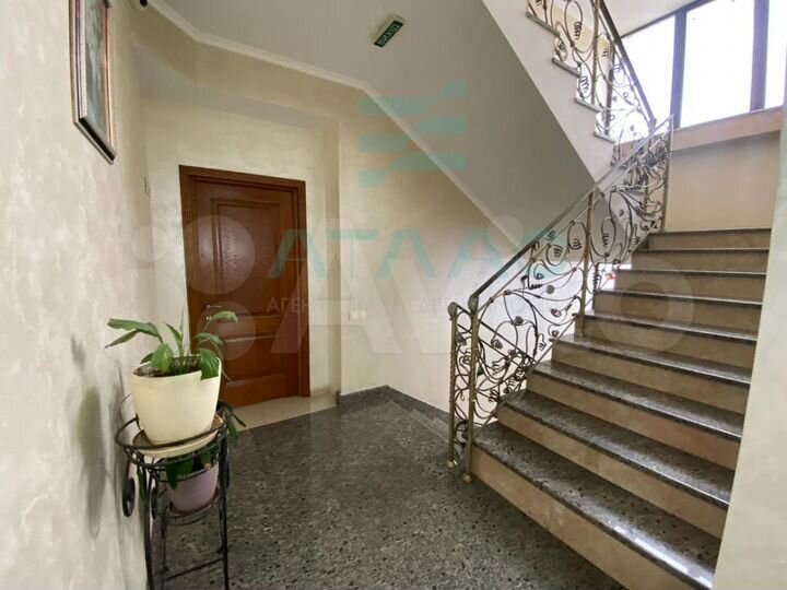 Офис 55 кв.м. в современном здании