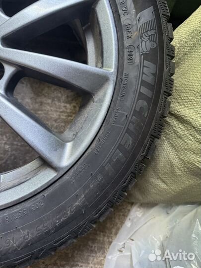 Зимние колеса Michelin 205/55/16 toyota auris