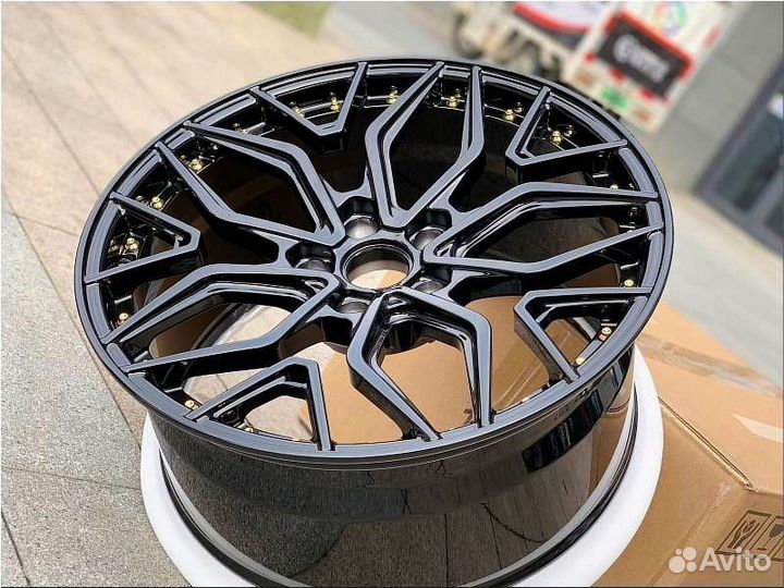 Кованые диски Porsche R20