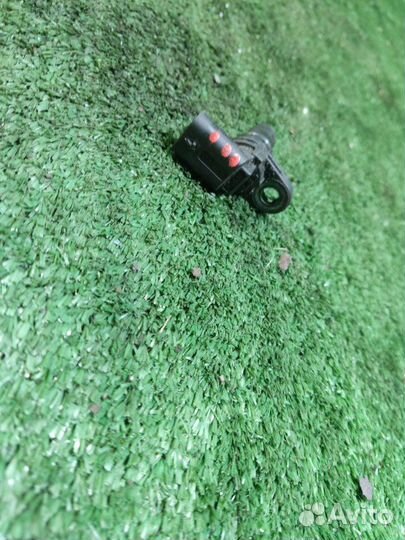 Датчик распредвала Audi A6 C6