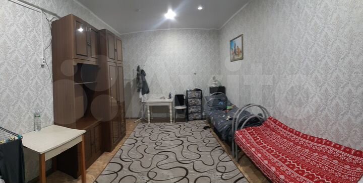 Комната 18 м² в 3-к., 1/3 эт.