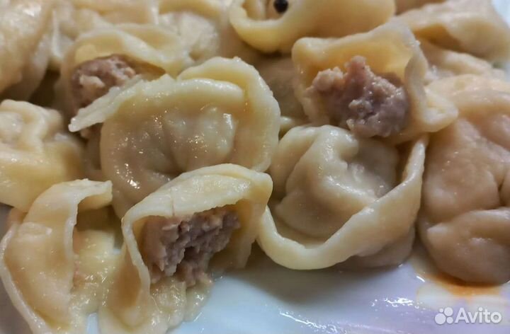 Пельмени домашние ручной лепки,блинчики,котлеты