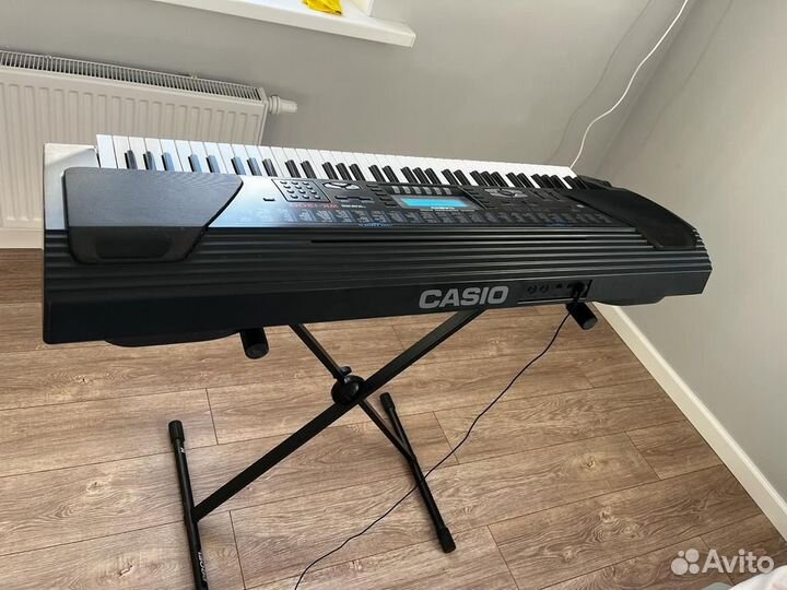 Синтезатор casio wk1300, стойка, блок питания