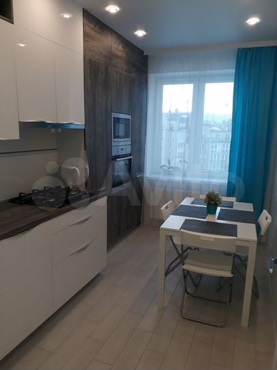 2-к. квартира, 59 м², 8/9 эт.