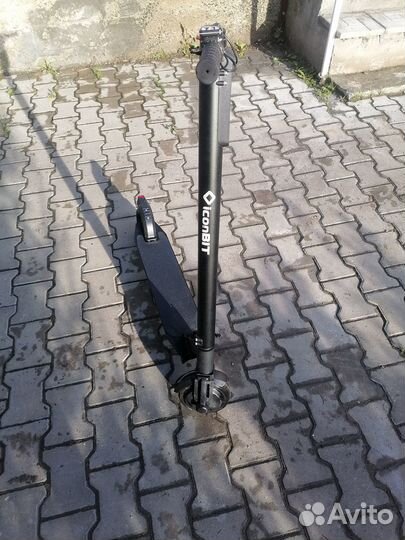 Электросамокат iconbit