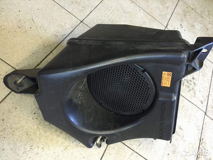 Задний сабвуфер Мерседес ML164, А1648202202
