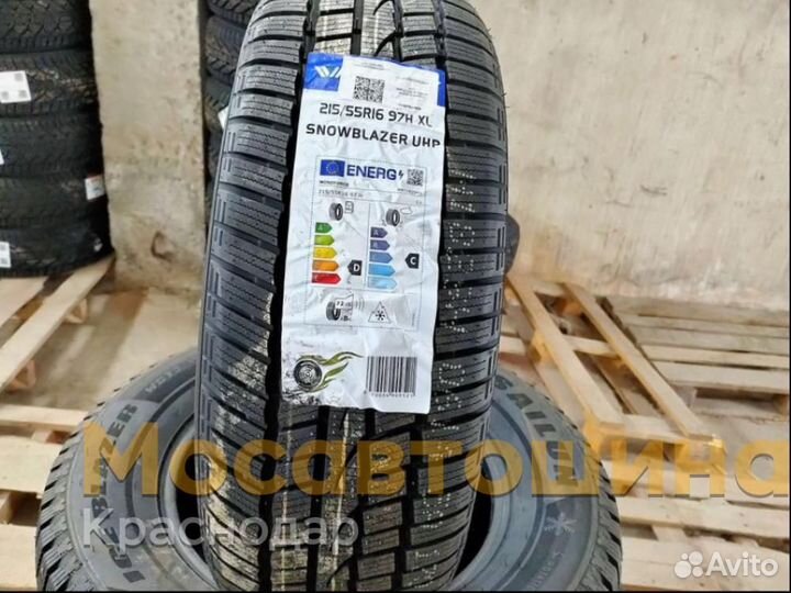Windforce Snowblazer UHP 215/55 R16 97H