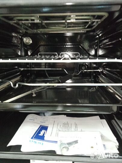 Газоэлектрическая плита новая Beko css54010gw