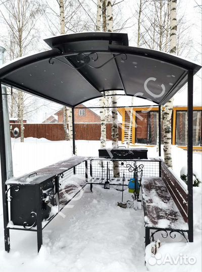 Беседка с мангалом