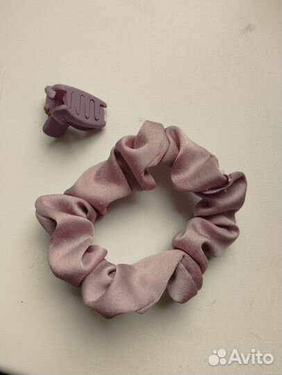 Комплект заколок для волос