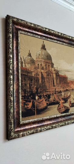 Картина гобелен в красивой раме