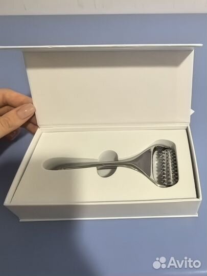 Игольчатый массажер роллер для лица