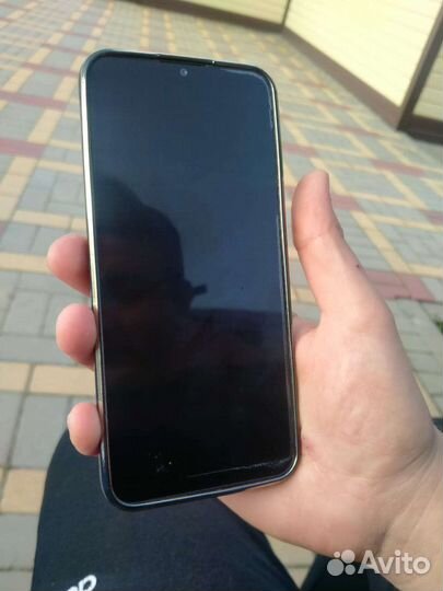 Мобильные телефоны