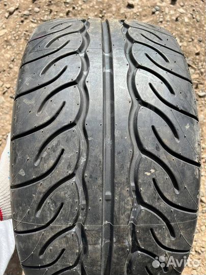 Yokohama Advan Neova AD08R 265/40 R18