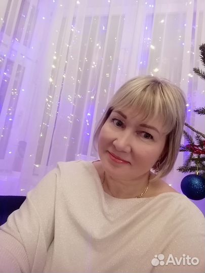 Администратор,менеджер по работе с