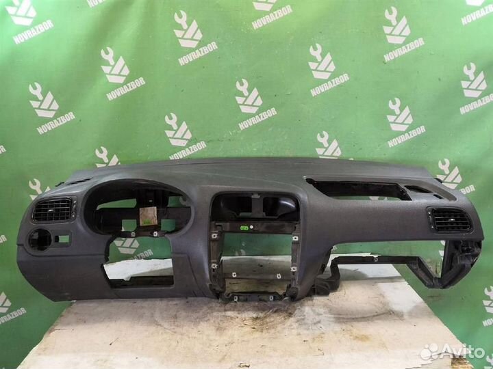 Торпедо Фольксваген Поло седан рус