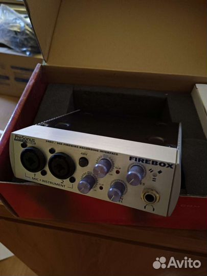 Внешняя звуковая карта PreSonus Firebox