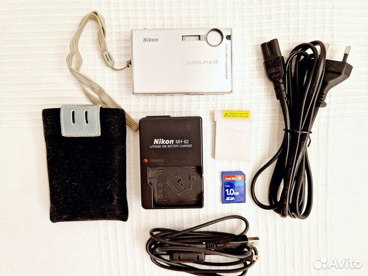 Nikon цифровой фотоаппарат