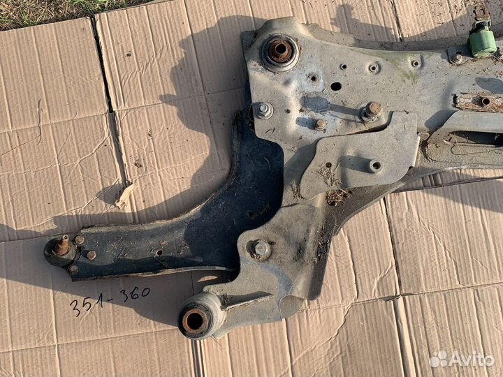 Подрамник передний renault scenic 3