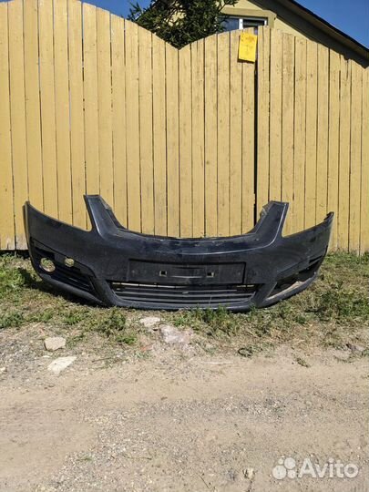 Передний бампер opel Zafira B