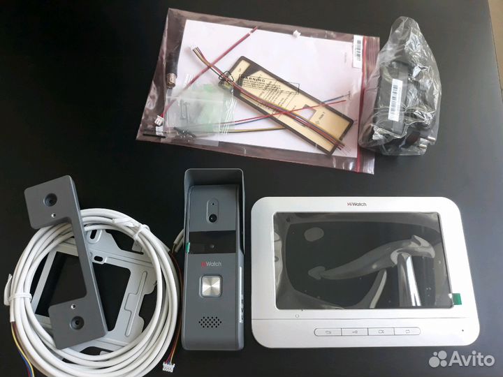 Видеодомофон и электрозамок